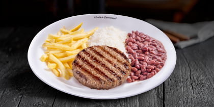 HAMBURGUER COM BATATA